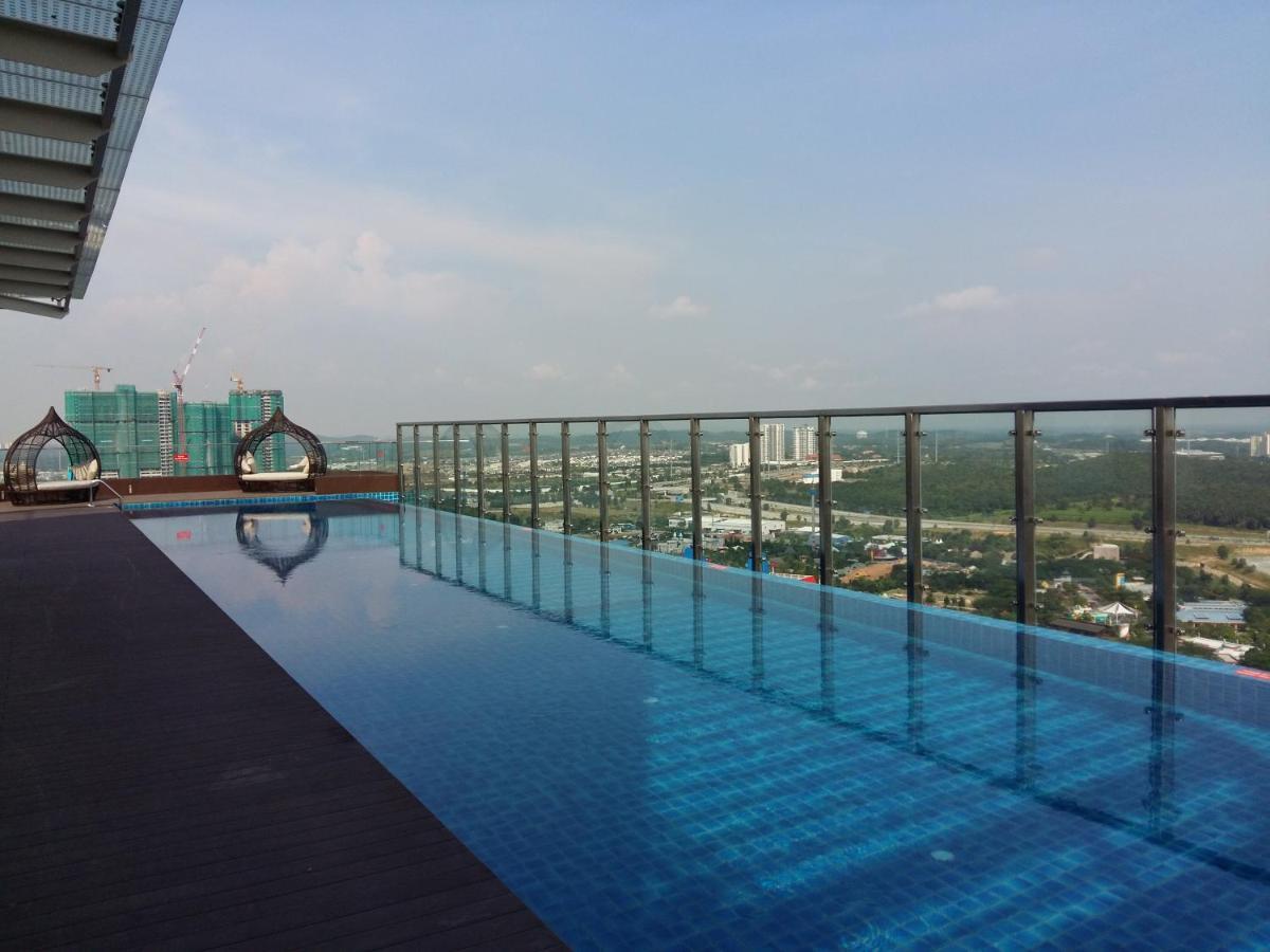 Afiniti At Legoland Medini Apartment